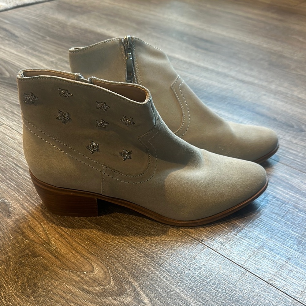 Anthropologie Light Gray Ankle Boots with Star Details
